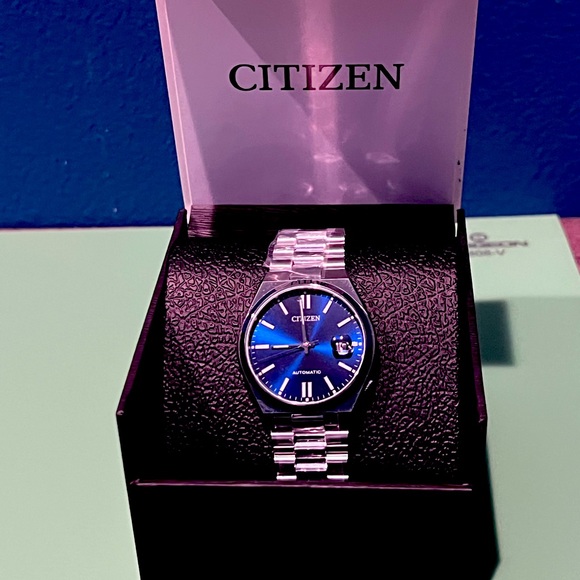 Citizen watch brand new come with warranty